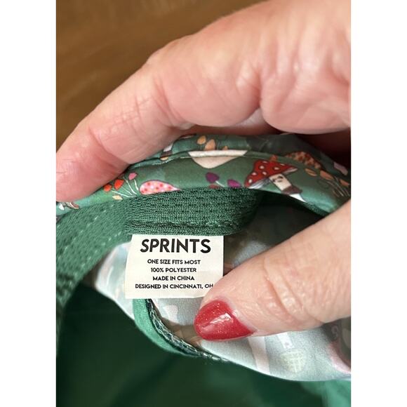 Sprints Mushroom Mania Running Hat Green Pink Print OS Lightweight Workout Gym - Picture 7 of 8